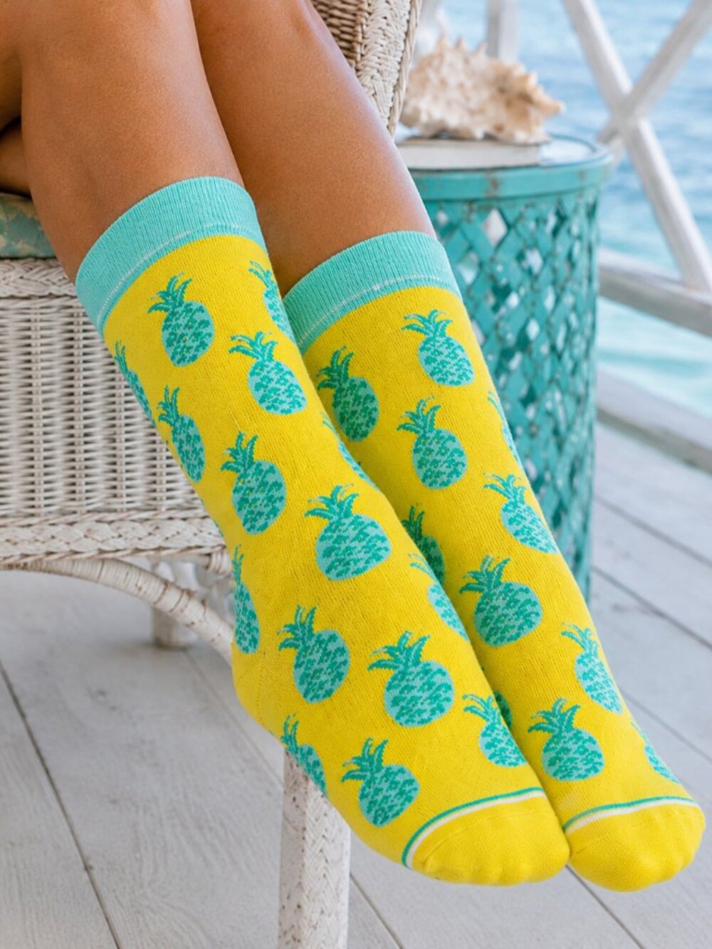 NWT - Woven Pear Pineapple Whip Socks